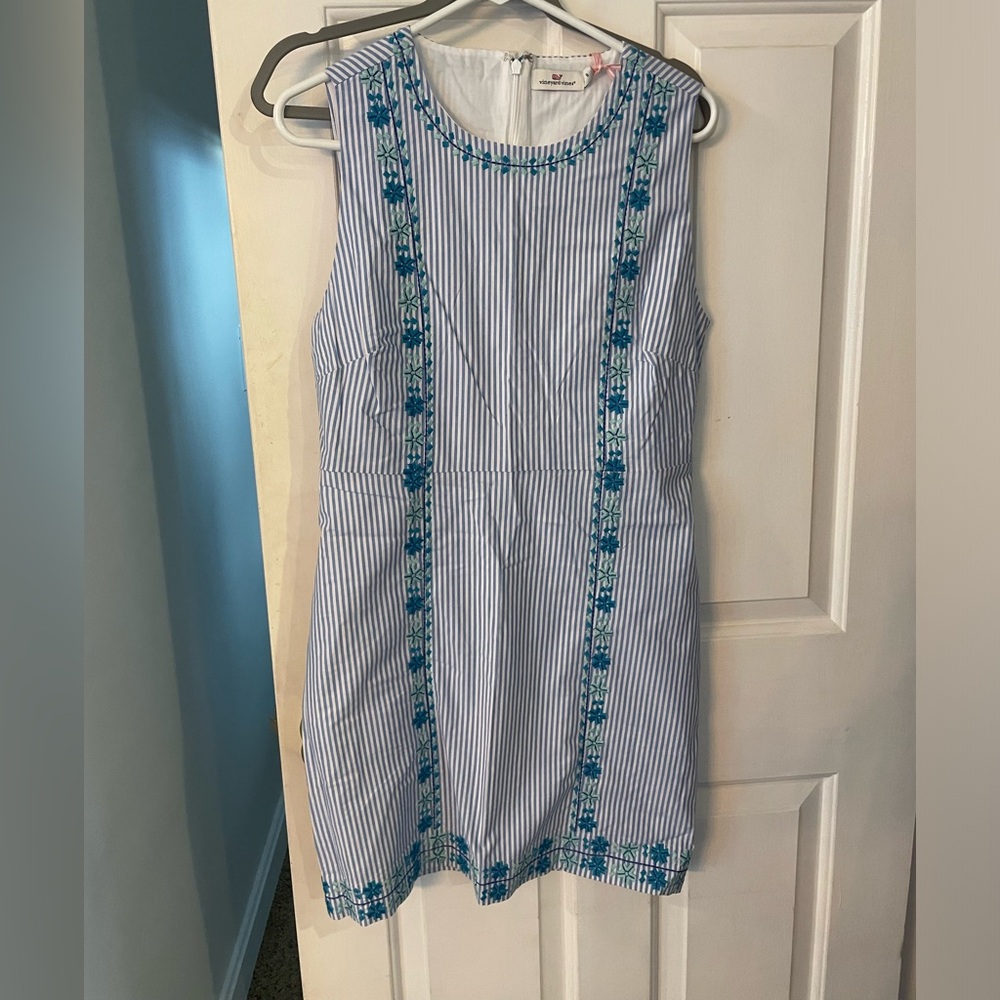 NWT Vineyard Vines shift dress size 8